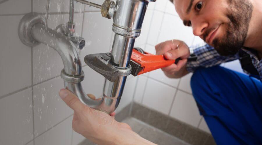 Professional same day plumber services in Panama, IA